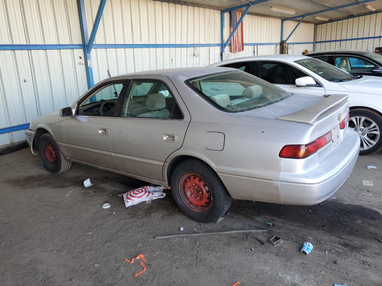 Изображение 2 1997 TOYOTA CAMRY CE 1997 с VIN 4T1BG22K9VU784883