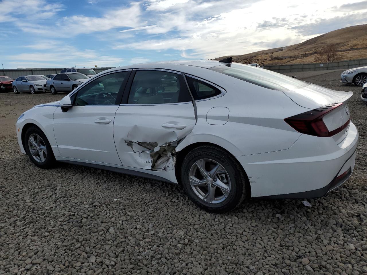 Obraz 2 z 2023 HYUNDAI SONATA SE 2023 z VIN KMHL24JA0PA252871