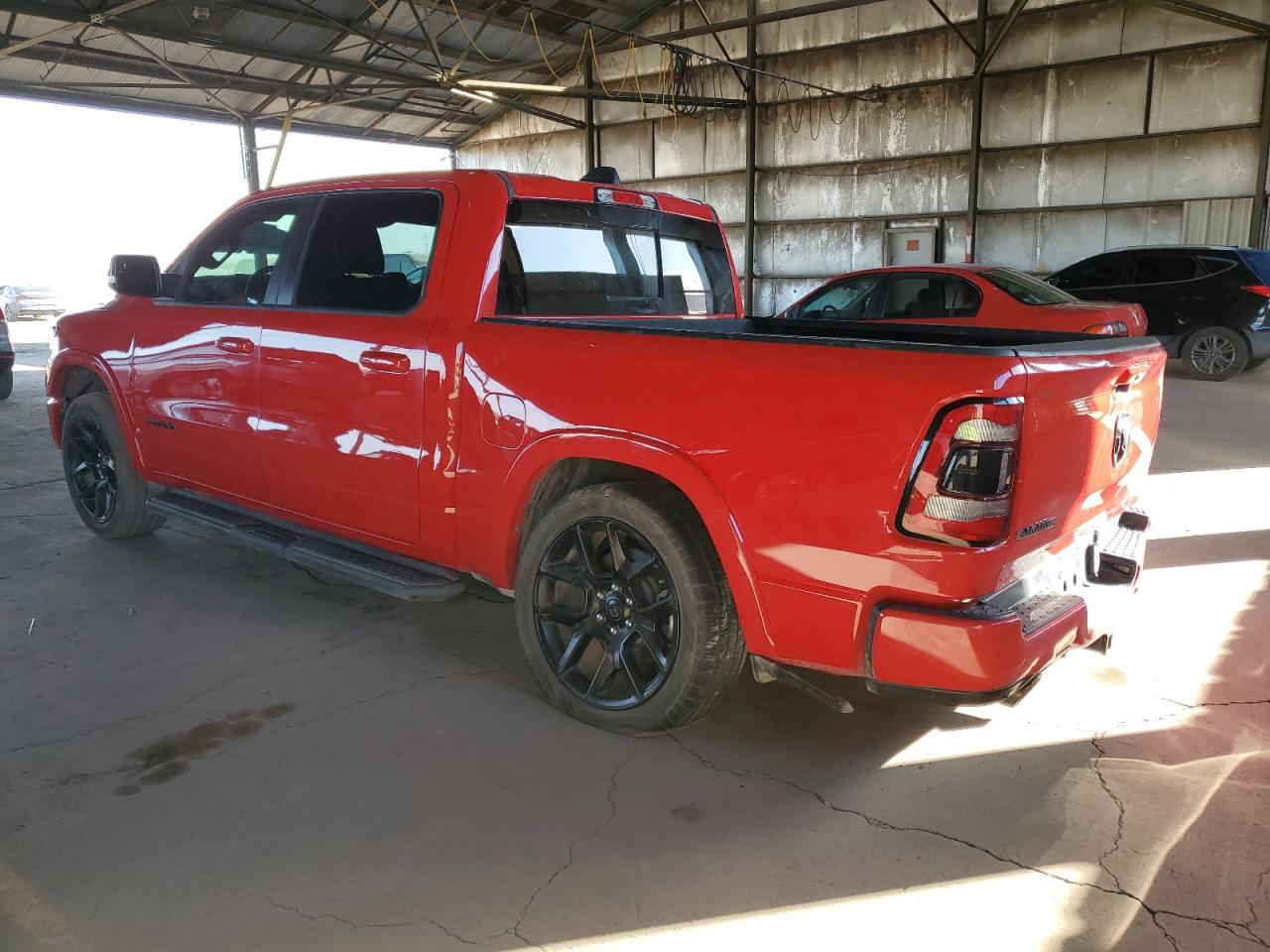 Obraz 2 z 2022 RAM 1500 LARAMIE 2022 z VIN 1C6RREJM7NN187346