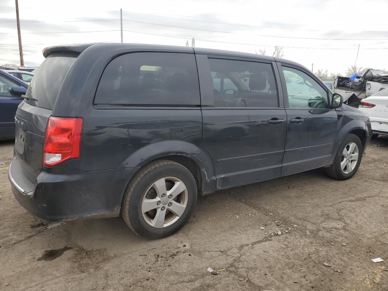 Image 3 of 2013 DODGE GRAND CARAVAN SE 2013 with VIN 2C4RDGBG7DR563489