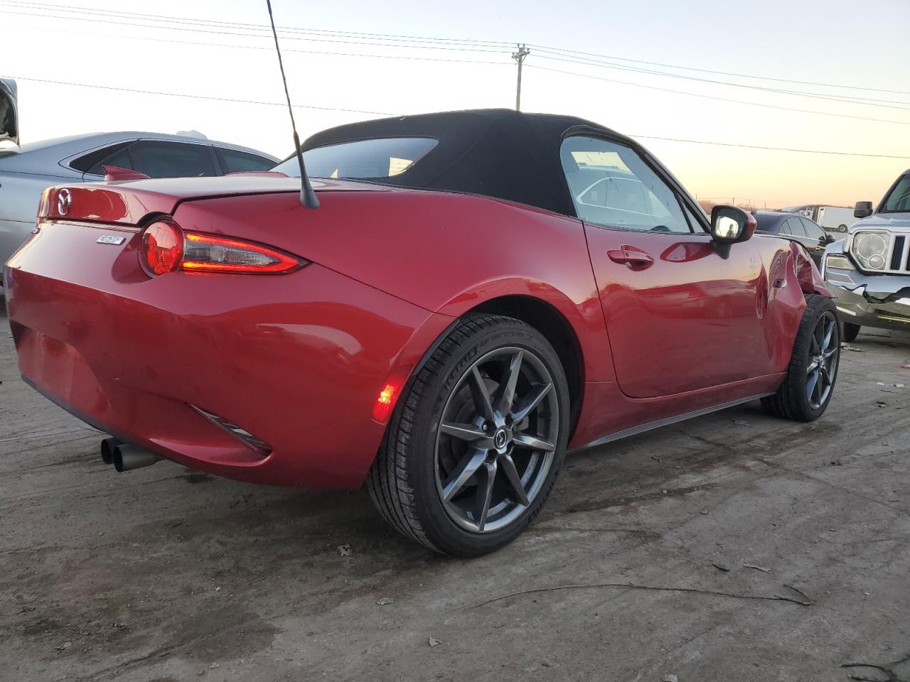 Obraz 3 z 2016 MAZDA MX-5 MIATA GRAND TOURING 2016 z VIN JM1NDAD78G0114572