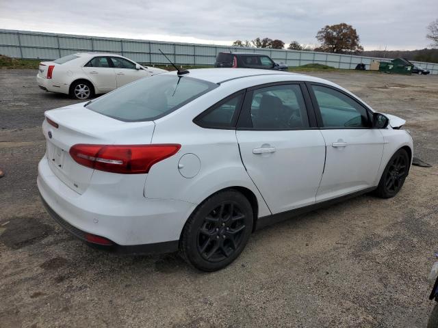 Image 3 of 2016 FORD FOCUS SE 2016 with VIN 1FADP3F21GL330218