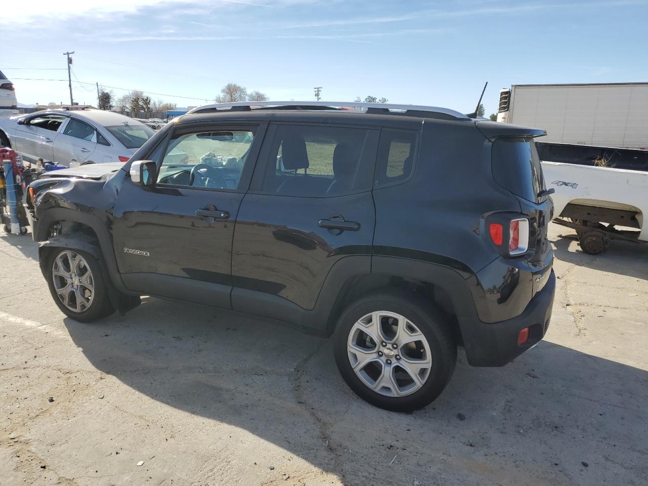 Image 2 of 2018 JEEP RENEGADE LIMITED 2018 with VIN ZACCJBDB7JPG84462