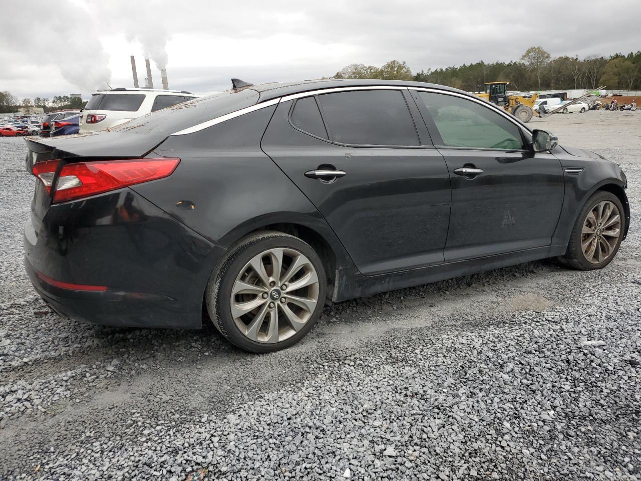 Image 3 of 2013 KIA OPTIMA SX 2013 with VIN 5XXGR4A68DG109051