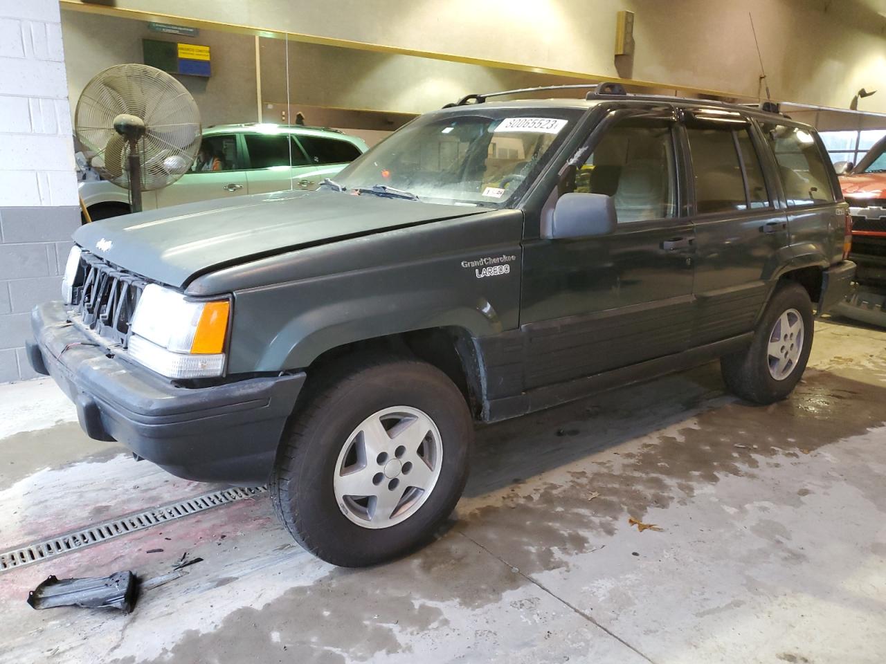 Obraz 1 z 1994 JEEP GRAND CHEROKEE LAREDO 1994 z VIN 1J4GZ58Y8RC320250