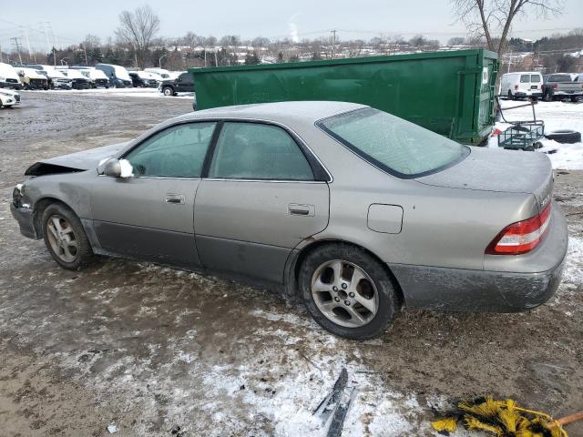 Image 2 of 2001 LEXUS ES 300 2001 with VIN JT8BF28G310334947