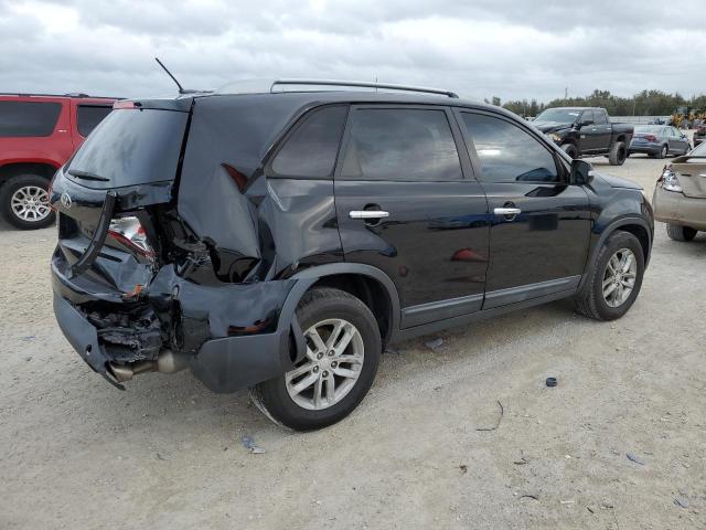 Image 3 of 2015 KIA SORENTO LX 2015 with VIN 5XYKT3A64FG657035