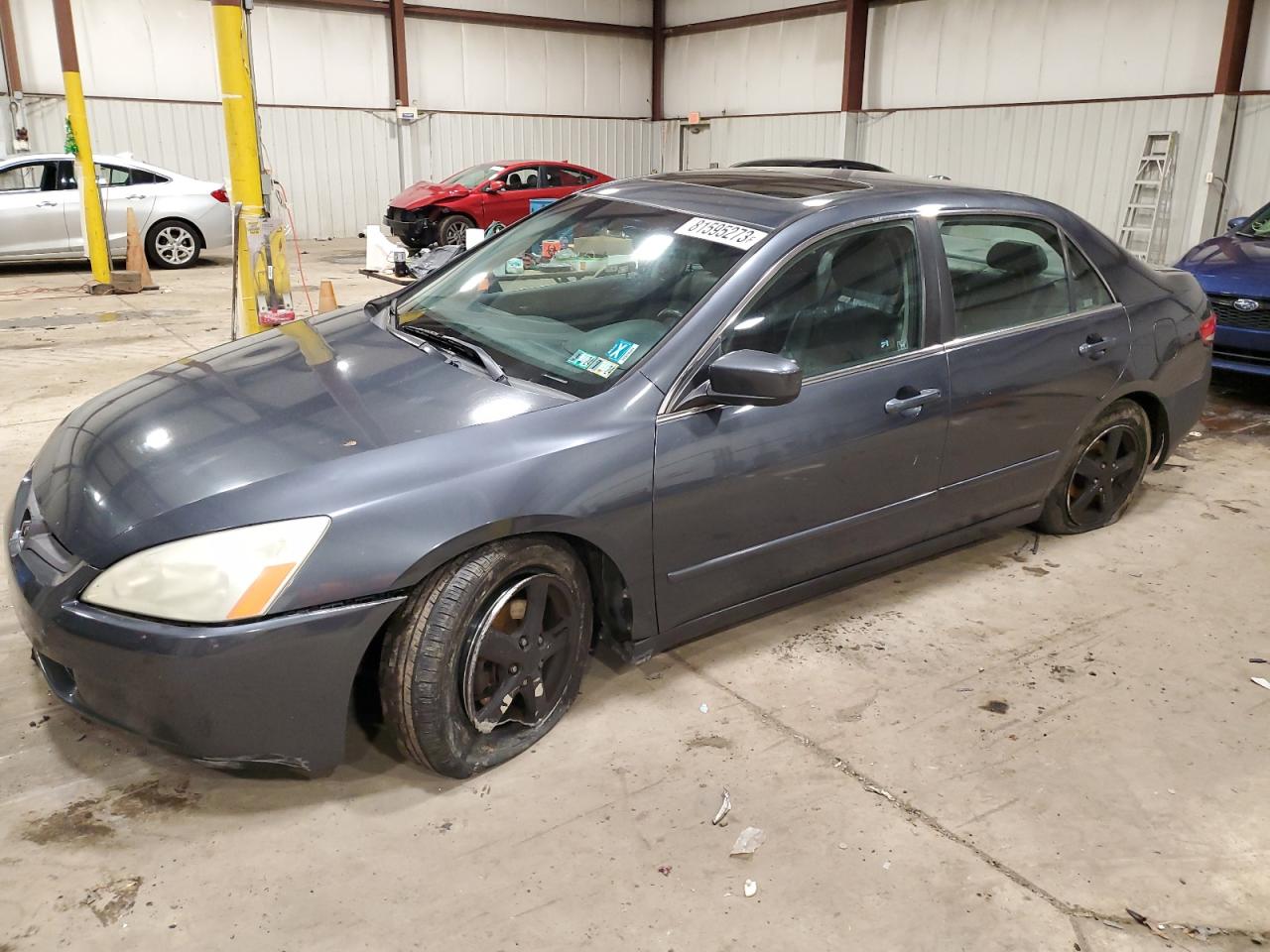 Obraz 1 z 2004 HONDA ACCORD EX 2004 z VIN 1HGCM56804A006037