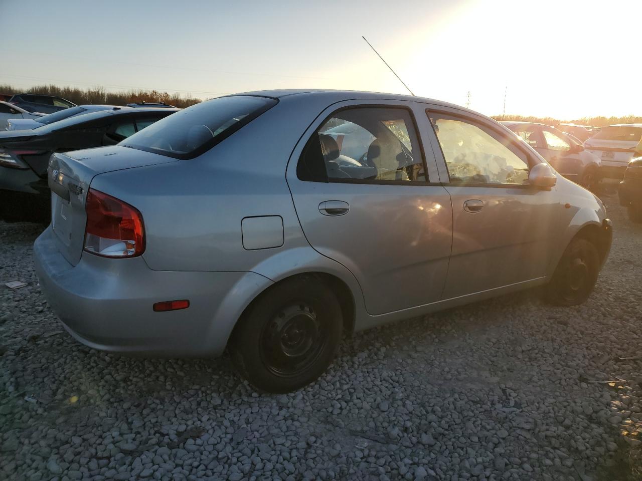 Изображение 3 2004 CHEVROLET AVEO  2004 с VIN KL1TD52624B122246