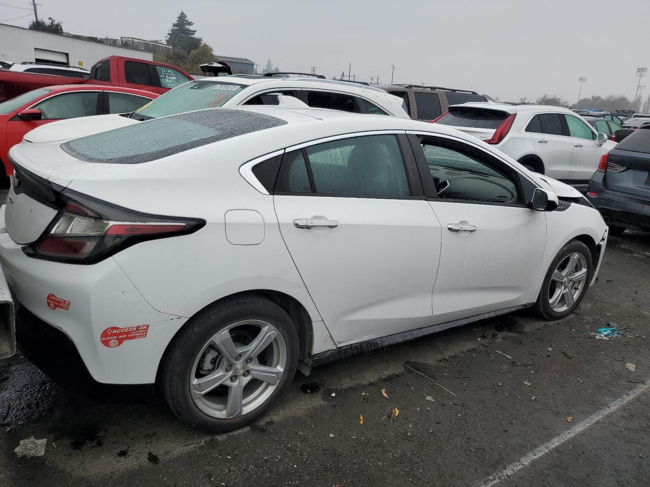 Image 3 of 2017 CHEVROLET VOLT LT 2017 with VIN 1G1RC6S52HU212034