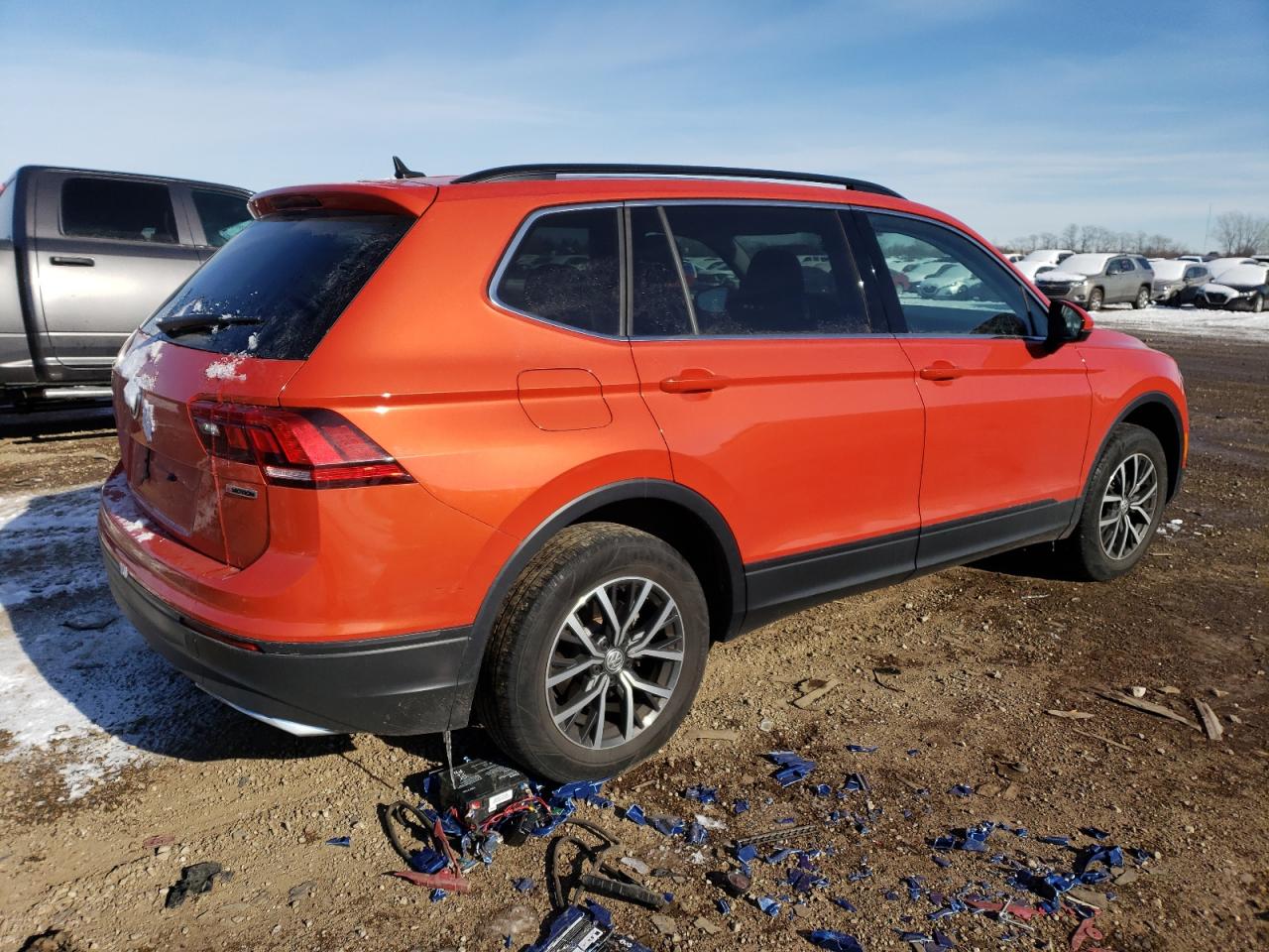 Obraz 3 z 2019 VOLKSWAGEN TIGUAN SE 2019 z VIN 3VV2B7AX2KM126580