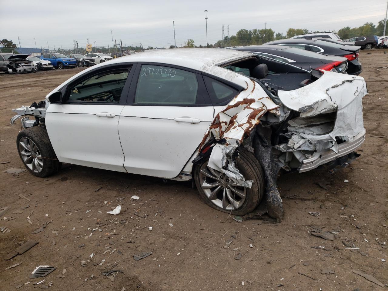 Obraz 2 z 2015 CHRYSLER 200 S 2015 z VIN 1C3CCCBG1FN629492