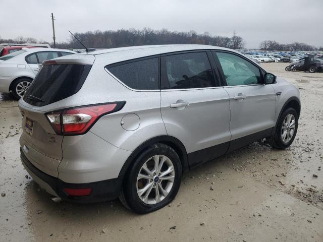 Image 3 of 2017 FORD ESCAPE SE 2017 with VIN 1FMCU9GD9HUE49255