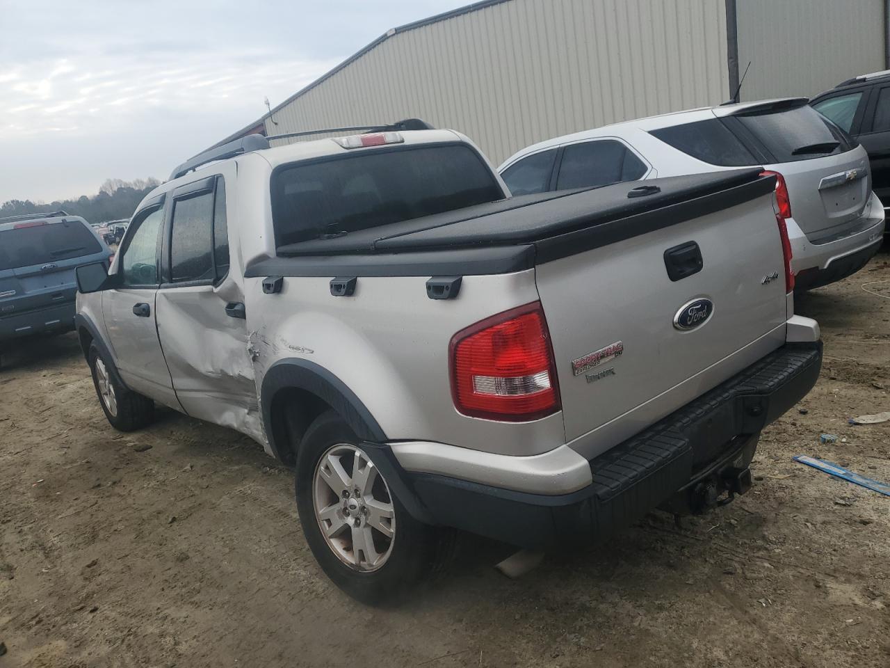 Obraz 2 z 2007 FORD EXPLORER SPORT TRAC XLT 2007 z VIN 1FMEU51K27UA04539