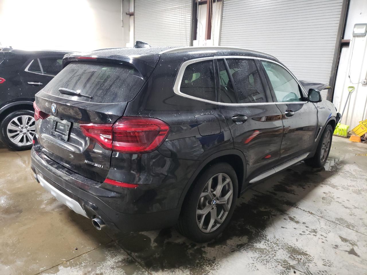 Obraz 3 z 2020 BMW X3 XDRIVE30I 2020 z VIN 5UXTY5C00L9C15054