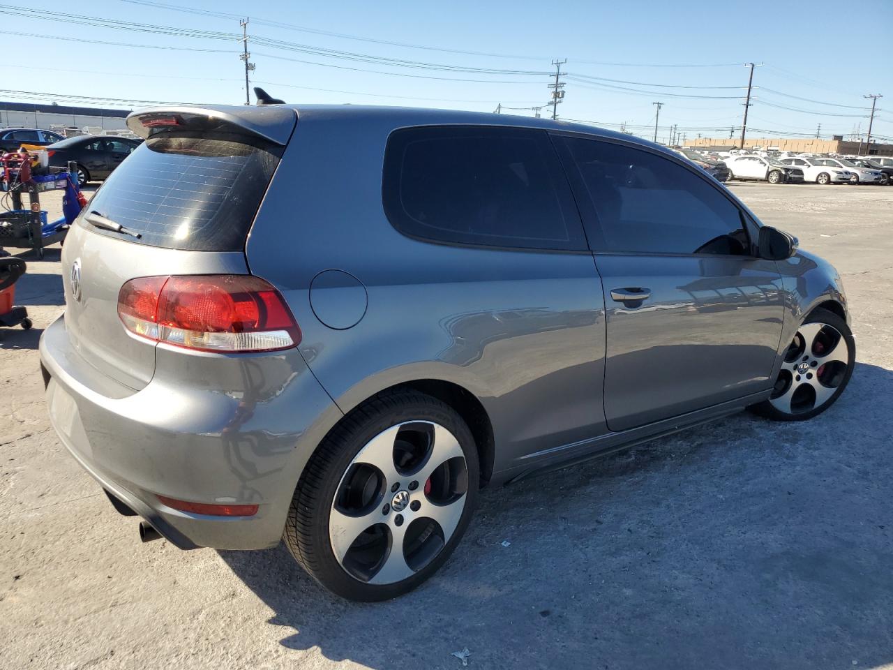 Изображение 3 2013 VOLKSWAGEN GTI  2013 с VIN WVWED7AJ2DW116801
