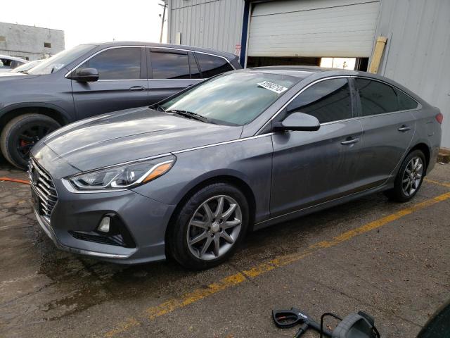 Obraz 1 z 2018 HYUNDAI SONATA SE 2018 z VIN 5NPE24AF7JH616129