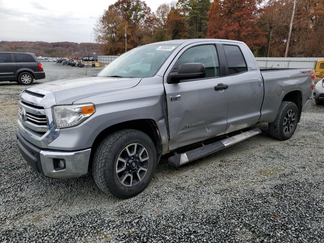 Изображение 2017 TOYOTA TUNDRA DOUBLE CAB SR/SR5 2017