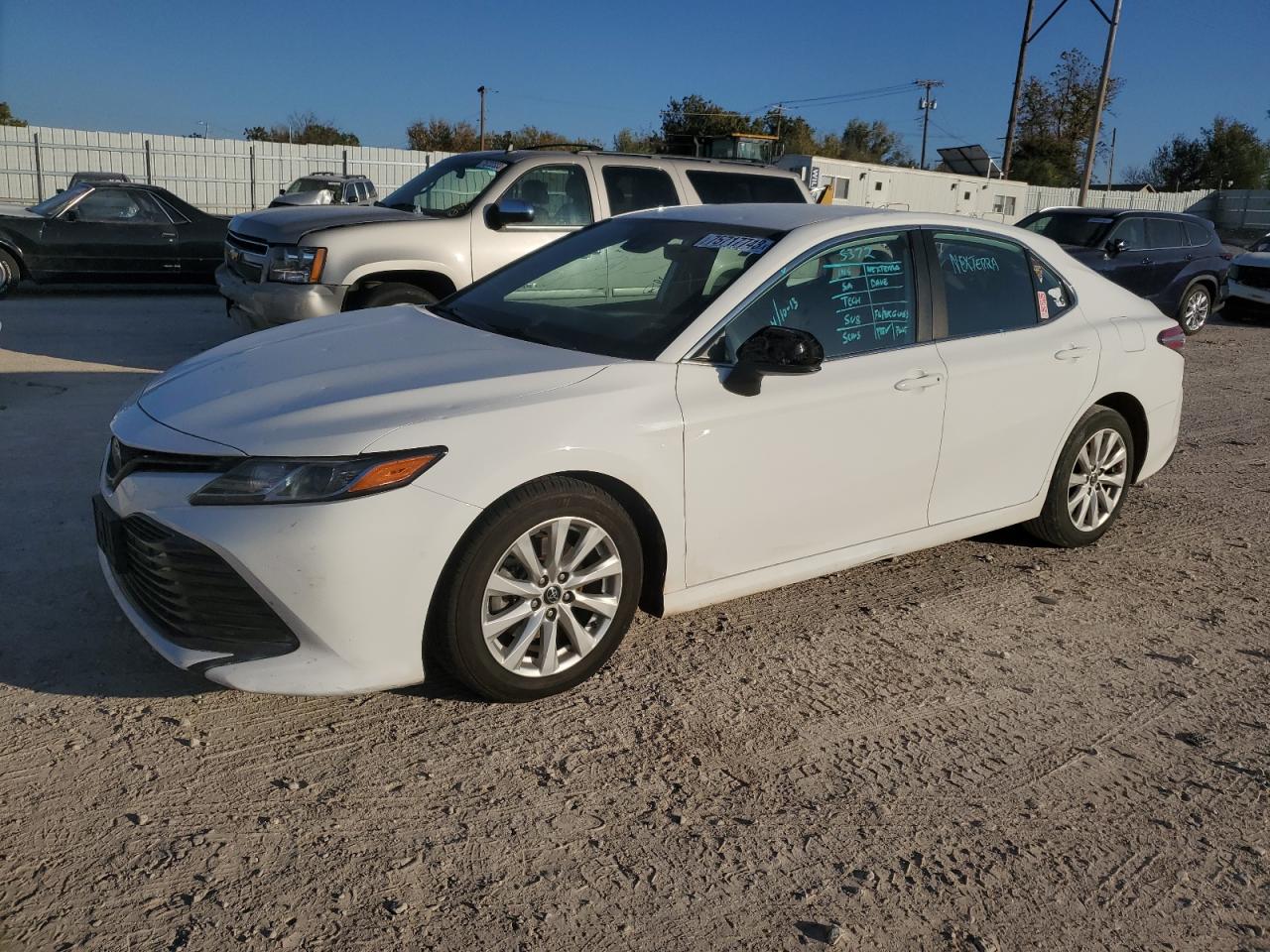 Изображение 1 2019 TOYOTA CAMRY L 2019 с VIN 4T1B11HK1KU243051