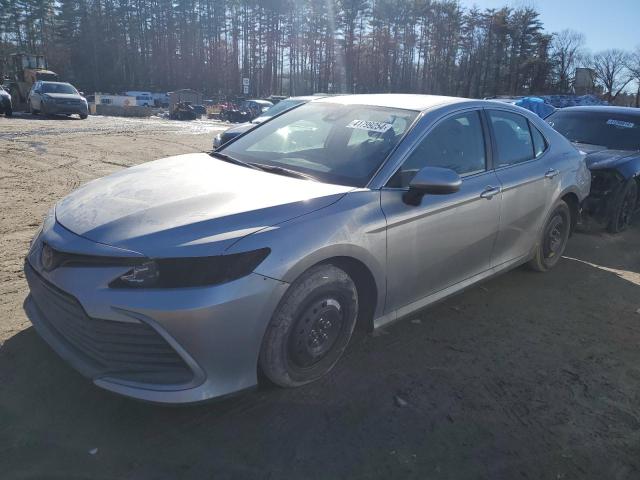 Obraz 1 z 2024 TOYOTA CAMRY LE 2024 z VIN 4T1C11AK4RU853177