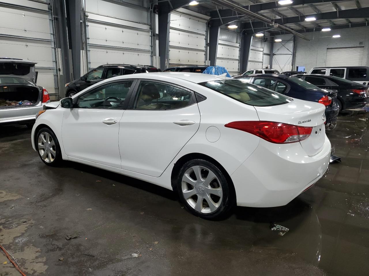 Изображение 2 2013 HYUNDAI ELANTRA GLS 2013 с VIN 5NPDH4AE9DH348917