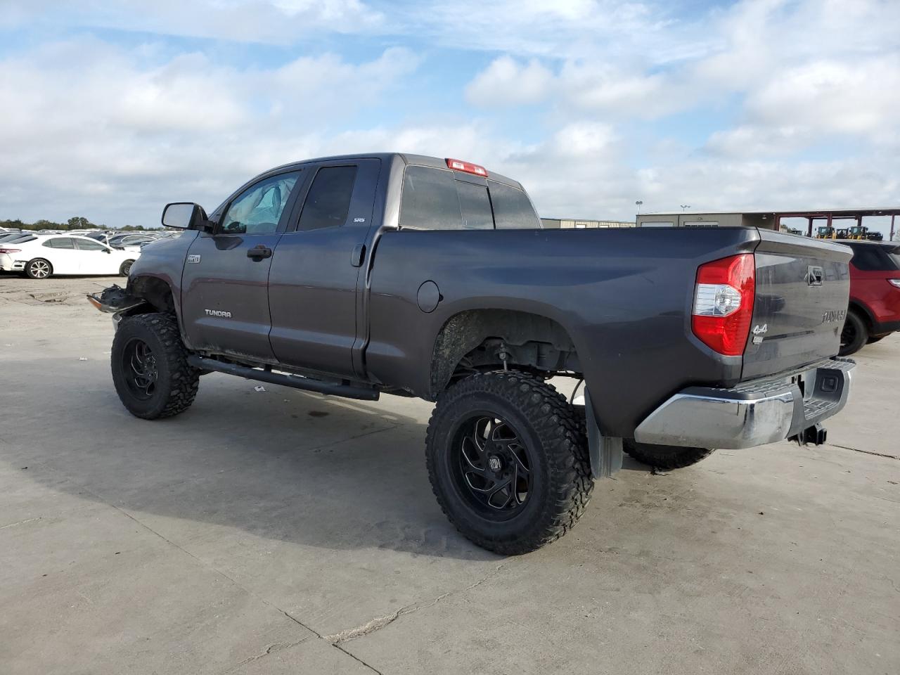 Obraz 2 z 2017 TOYOTA TUNDRA DOUBLE CAB SR/SR5 2017 z VIN 5TFUW5F13HX648643