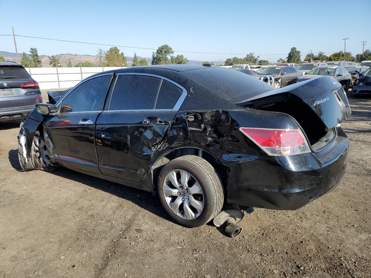 Image 2 of 2010 HONDA ACCORD EXL 2010 with VIN 1HGCP3F83AA028542