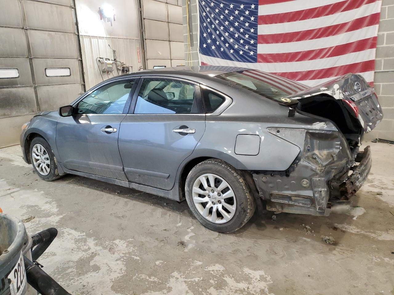 Image 2 of 2017 NISSAN ALTIMA 2.5 2017 with VIN 1N4AL3AP7HN329677
