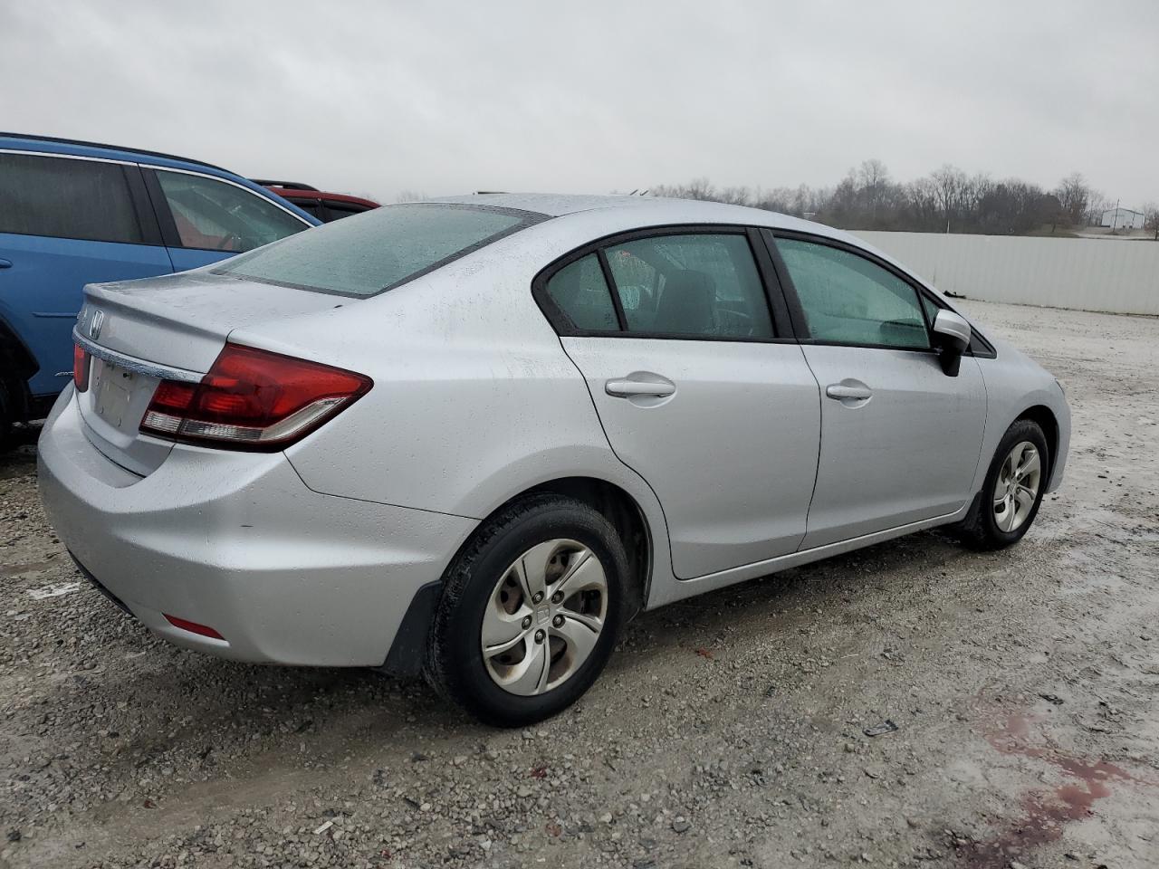 Изображение 3 2015 HONDA CIVIC LX 2015 с VIN 19XFB2F51FE102412