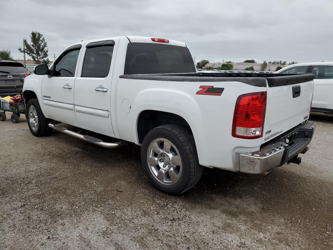 Obraz 2 z 2011 GMC SIERRA C1500 SLE 2011 z VIN 3GTP1VE00BG173064