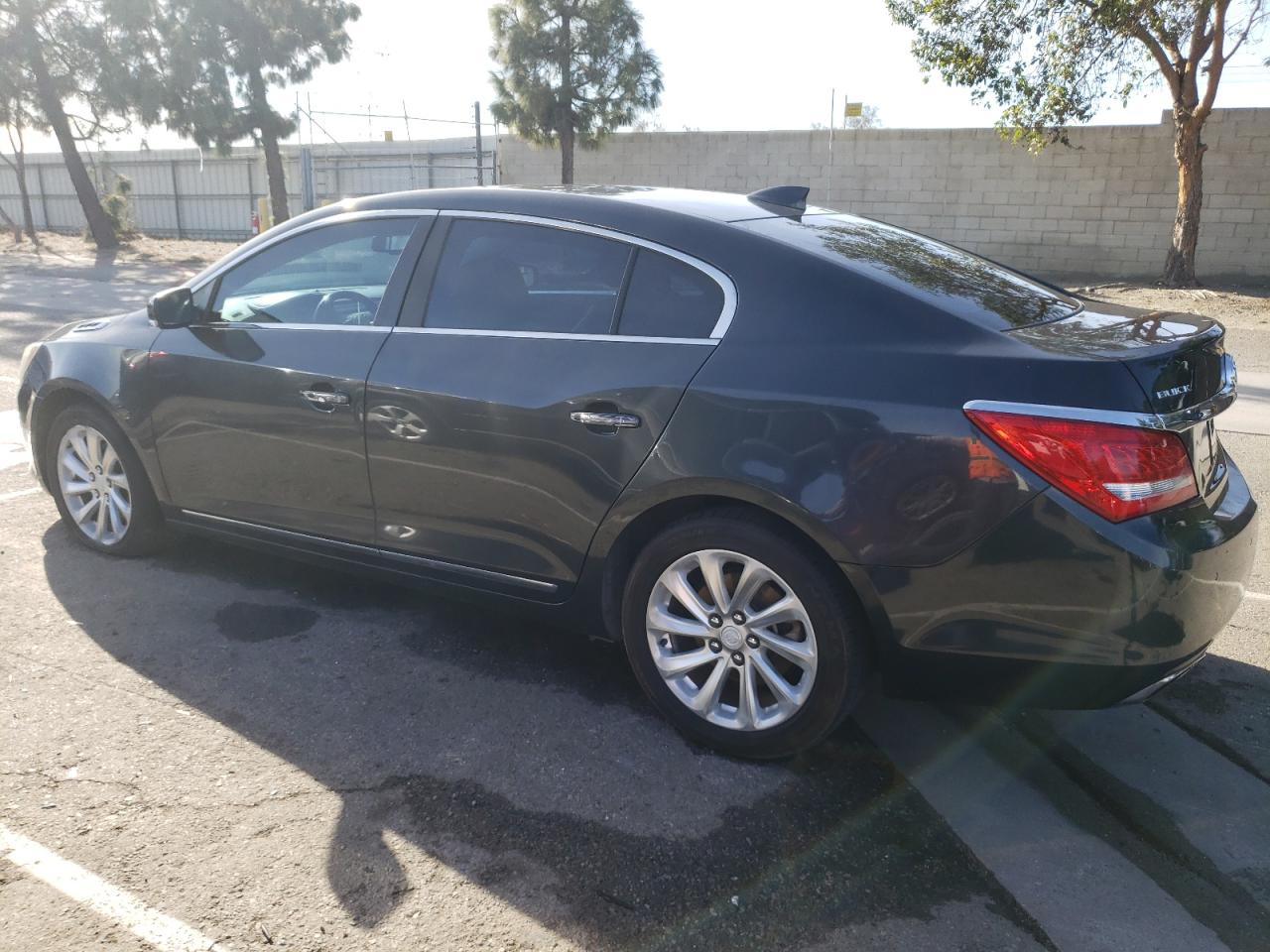 Image 2 of 2015 BUICK LACROSSE  2015 with VIN 1G4GB5G36FF110753