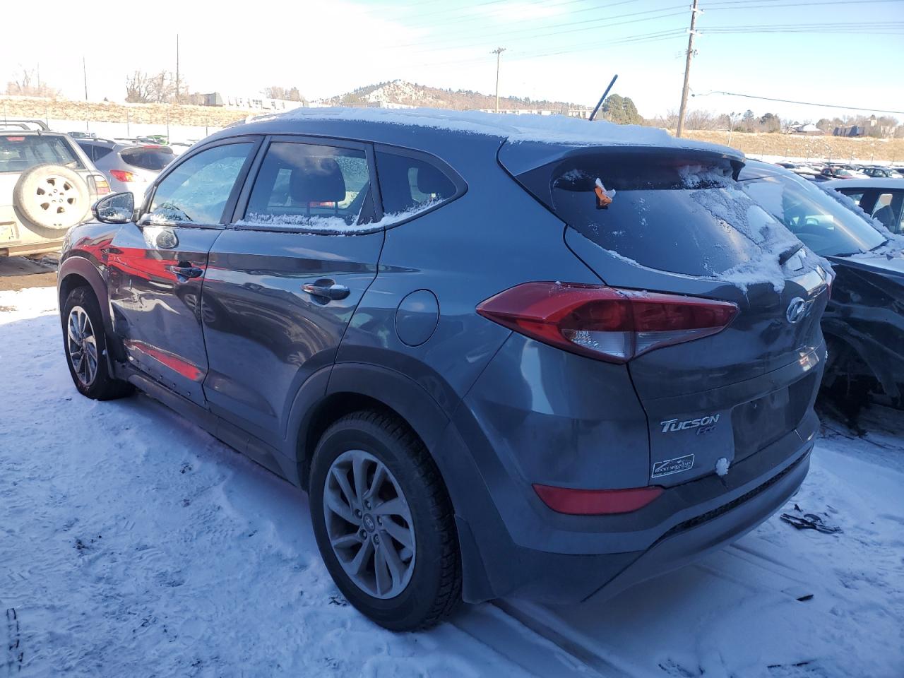 Image 2 of 2016 HYUNDAI TUCSON LIMITED 2016 with VIN KM8J33A26GU195517