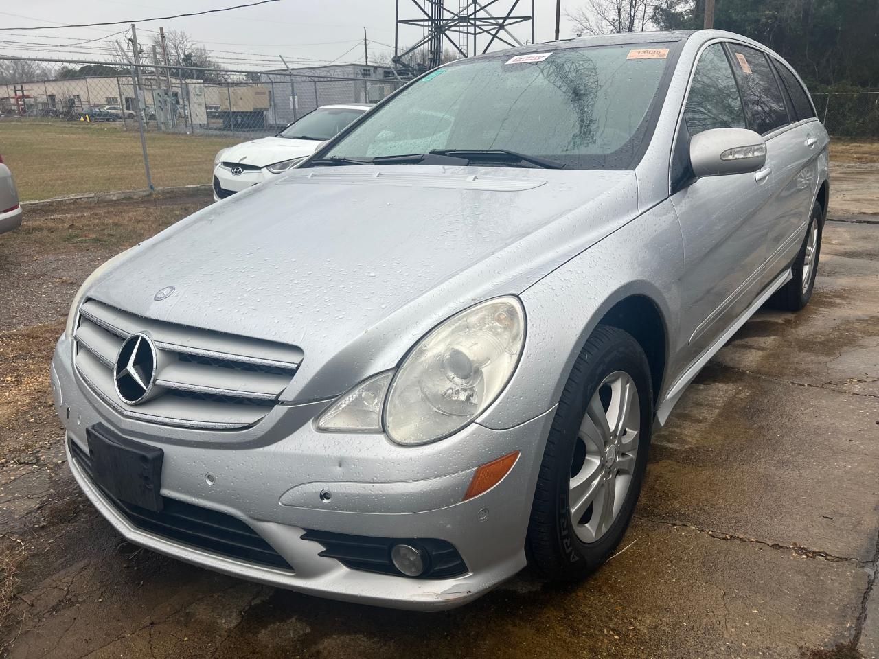 Obraz 2 z 2008 MERCEDES-BENZ R 350 2008 z VIN 4JGCB65E78A064732