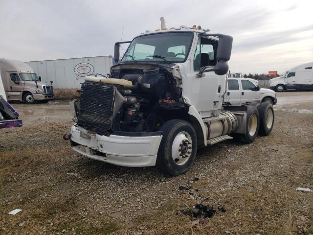 Image 2 of 2002 STERLING TRUCK A 9500 2002 with VIN 2FWBA3A842AJ40247
