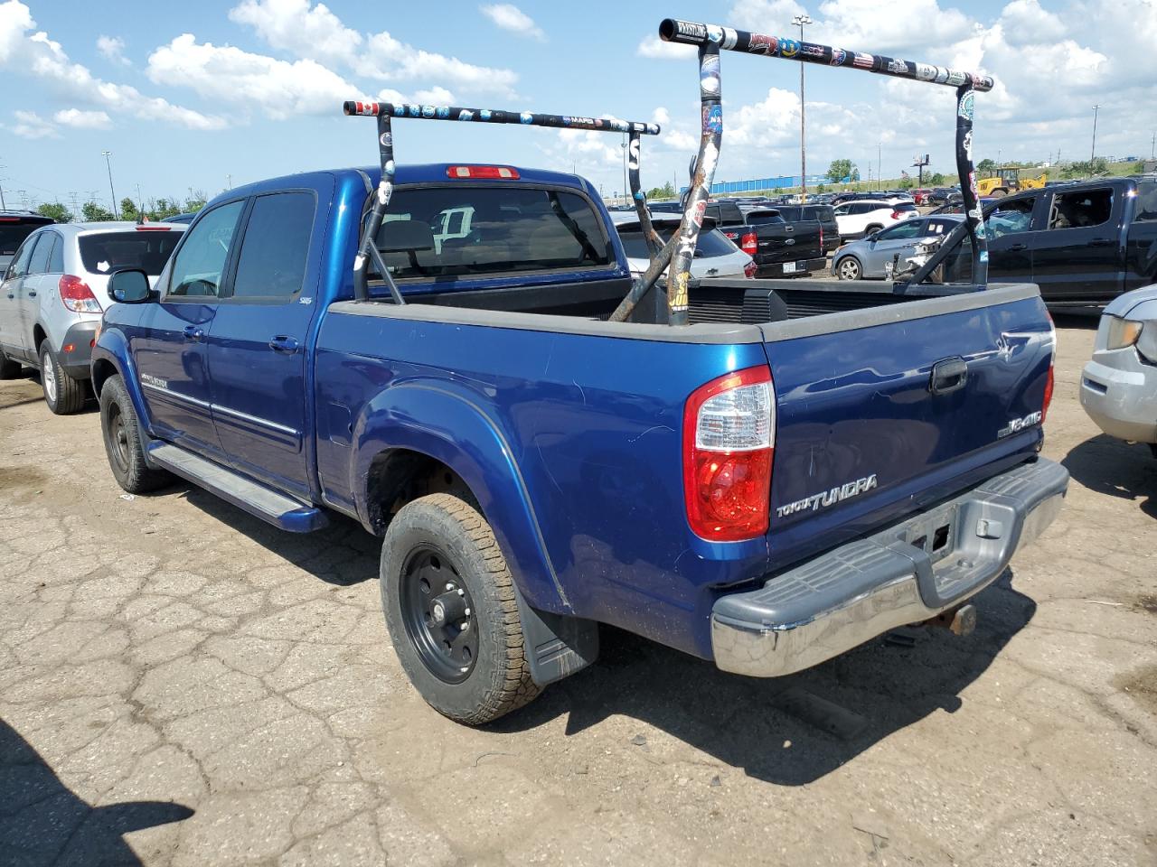 Image 2 of 2005 TOYOTA TUNDRA DOUBLE CAB SR5 2005 with VIN 5TBDT44155S485736