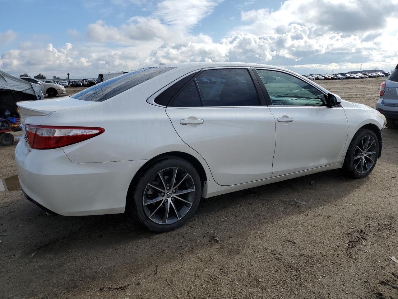 Изображение 3 2015 TOYOTA CAMRY XSE 2015 с VIN 4T1BK1FK5FU560174
