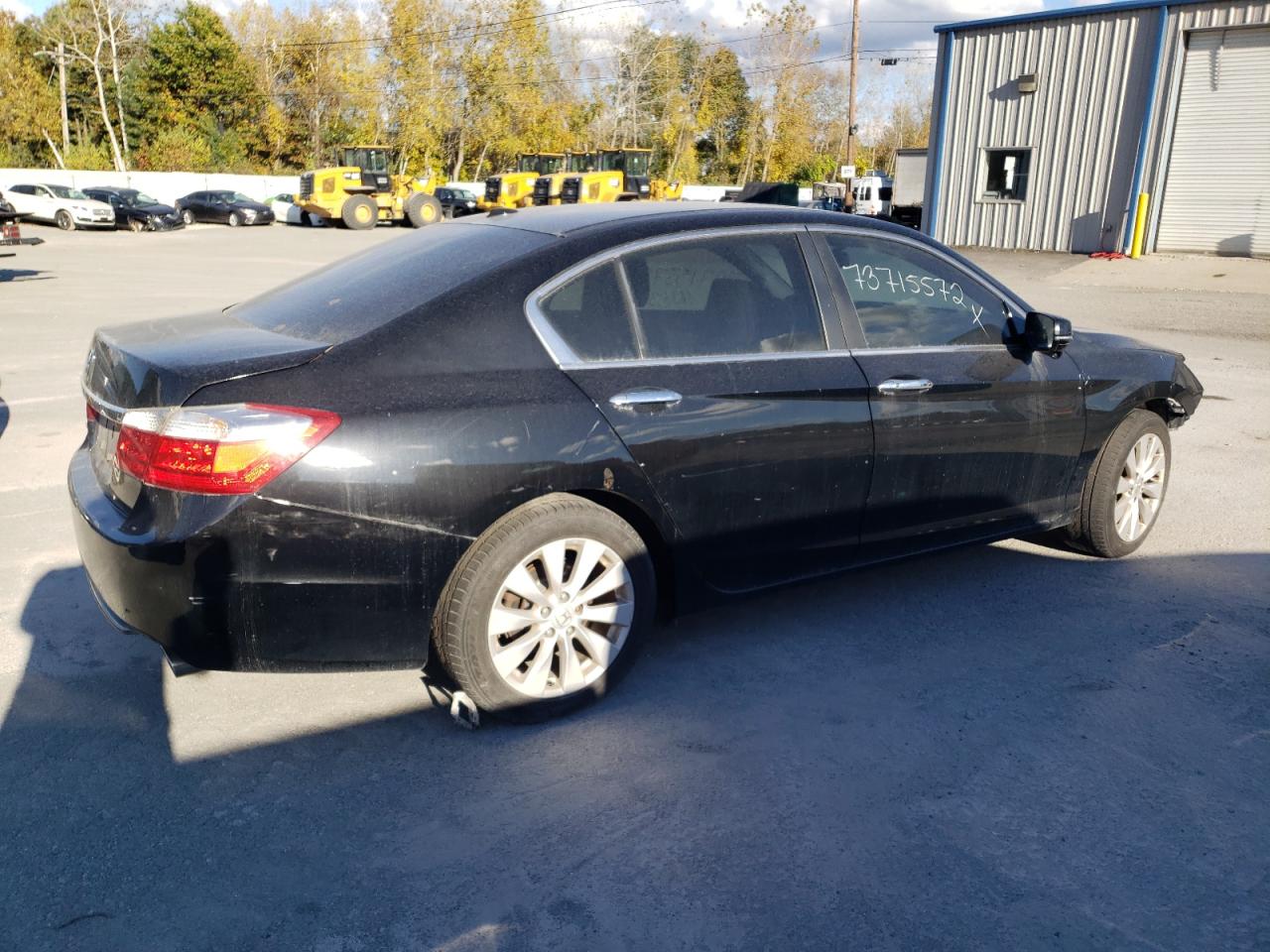 Изображение 3 2015 HONDA ACCORD EXL 2015 с VIN 1HGCR2F85FA114902