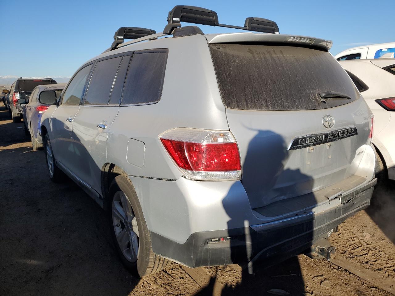 Image 2 of 2011 TOYOTA HIGHLANDER LIMITED 2011 with VIN 5TDDK3EH9BS071189