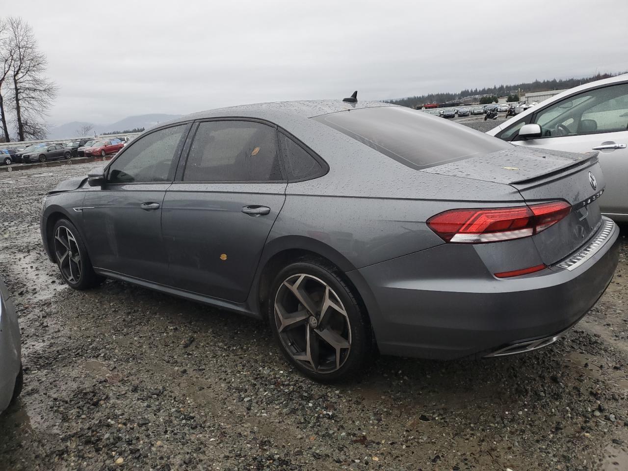 Изображение 2 2021 VOLKSWAGEN PASSAT R-LINE 2021 с VIN 1VWMA7A37MC014611