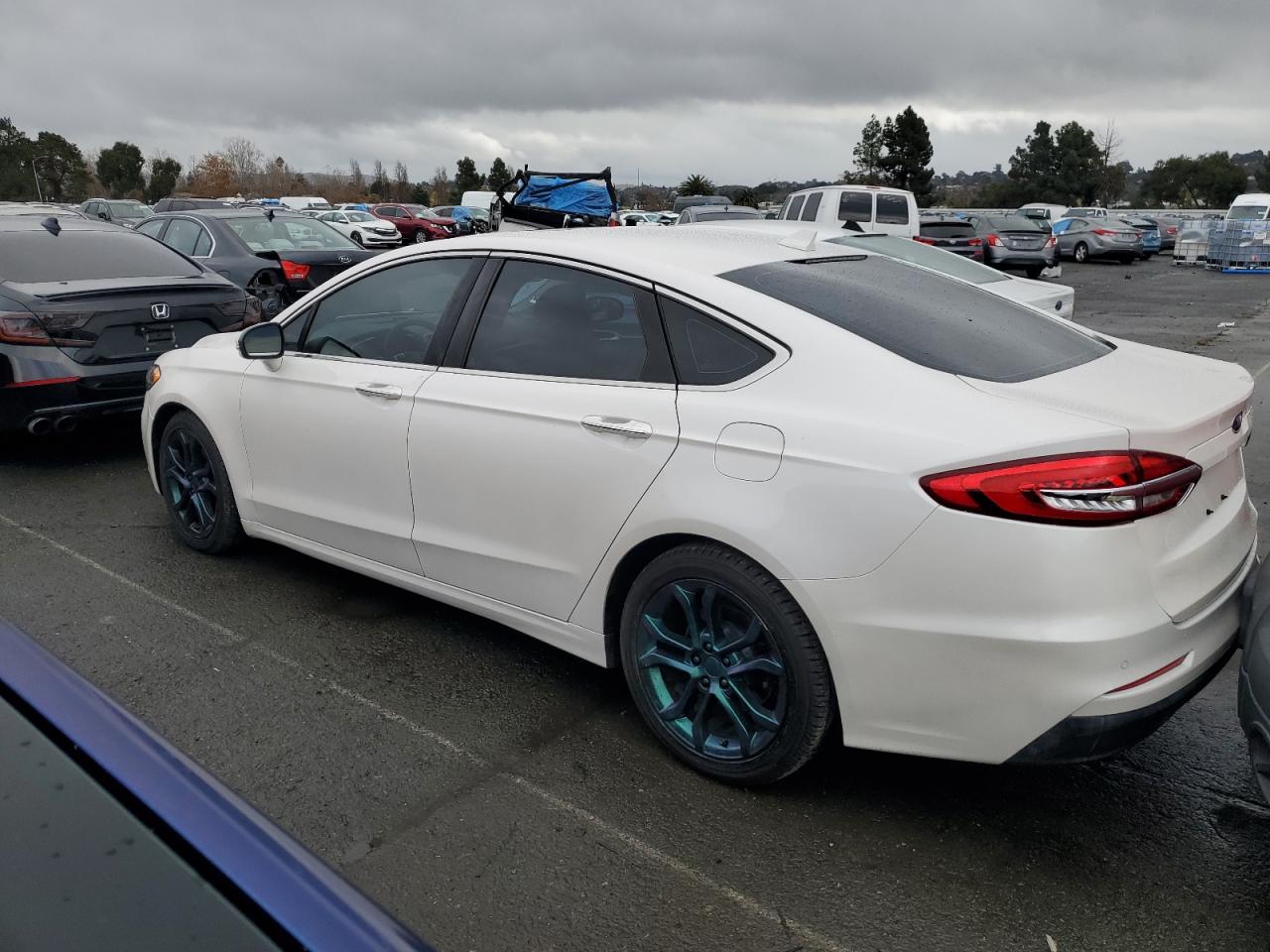 Image 2 of 2019 FORD FUSION SEL 2019 with VIN 3FA6P0CD8KR257579
