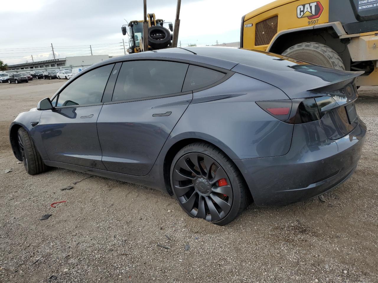 Obraz 2 z 2022 TESLA MODEL 3  2022 z VIN 5YJ3E1EC9NF318053