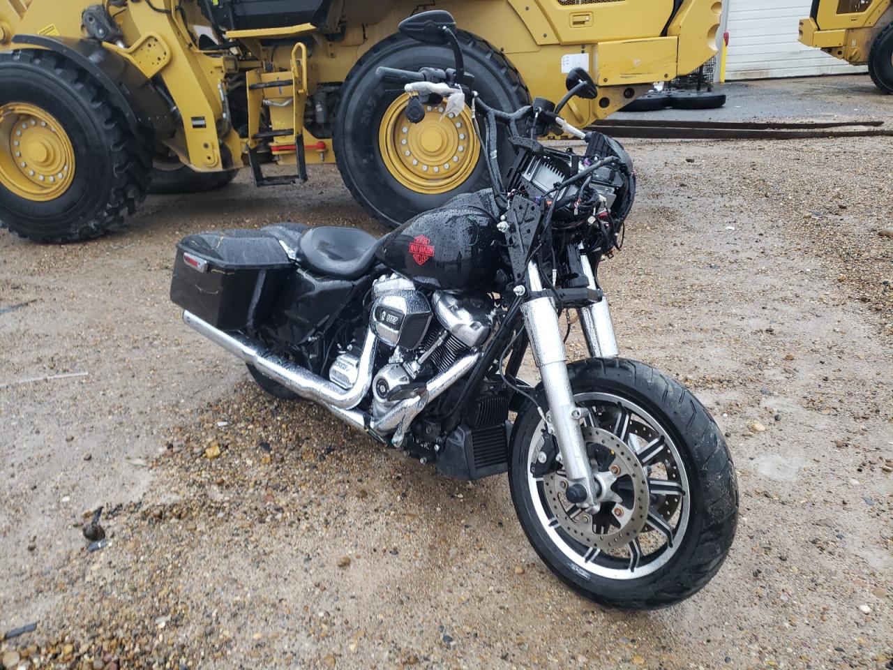 Изображение 1 2019 HARLEY-DAVIDSON FLHT  2019 с VIN 1HD1FVC25KB675541