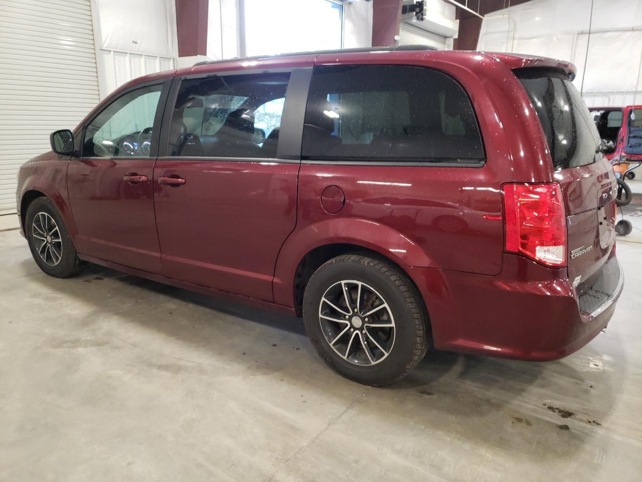 Image 2 of 2018 DODGE GRAND CARAVAN GT 2018 with VIN 2C4RDGEG6JR299091