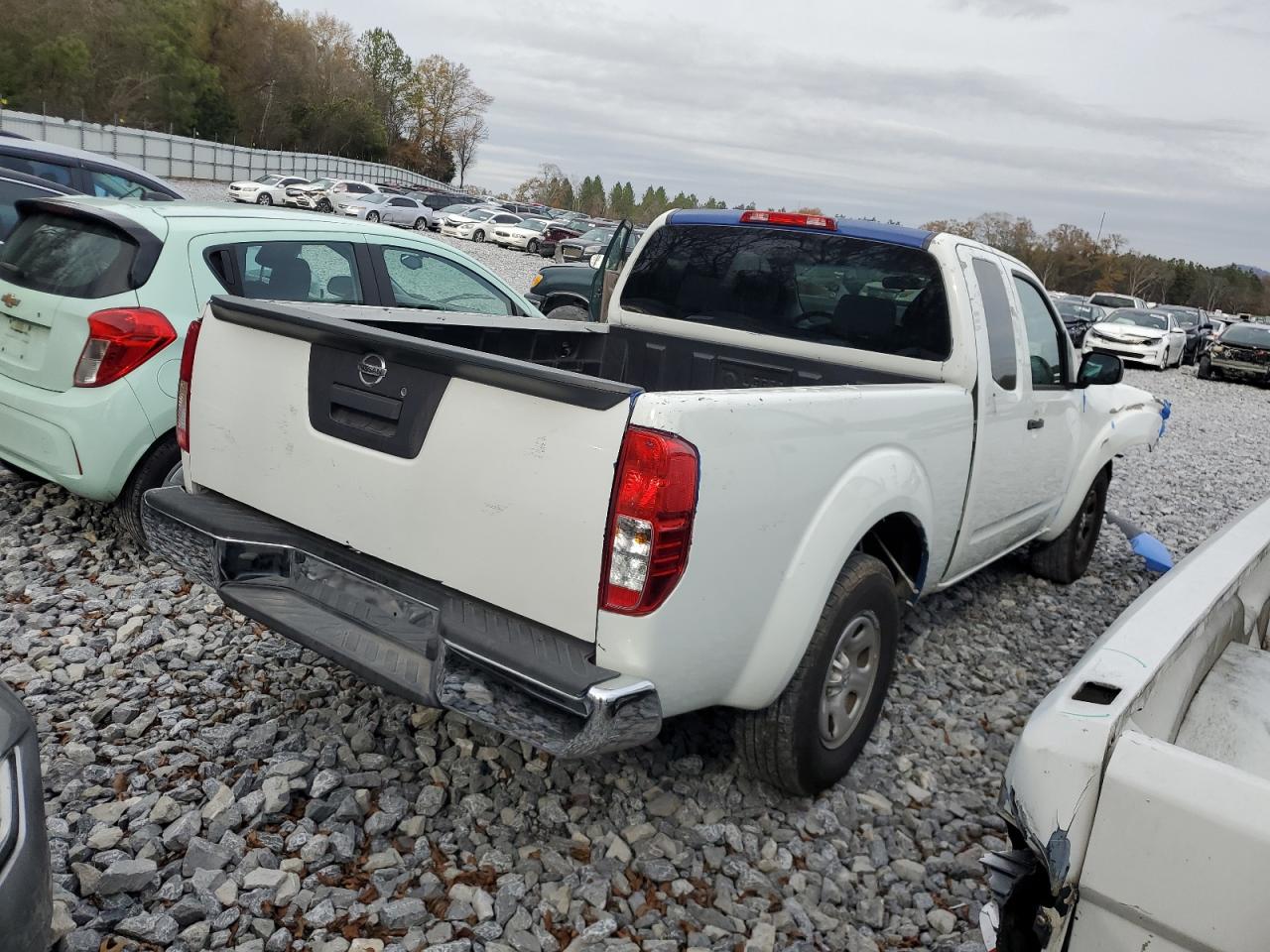 Image 3 of 2014 NISSAN FRONTIER S 2014 with VIN 1N6BD0CT4EN724459