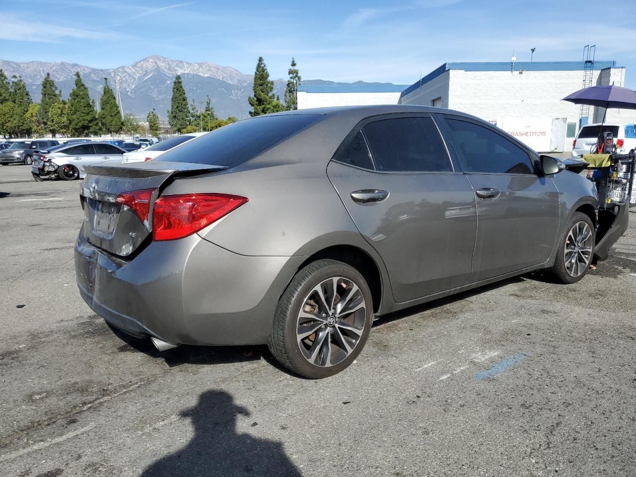 Image 3 of 2019 TOYOTA COROLLA L 2019 with VIN 2T1BURHE9KC136394