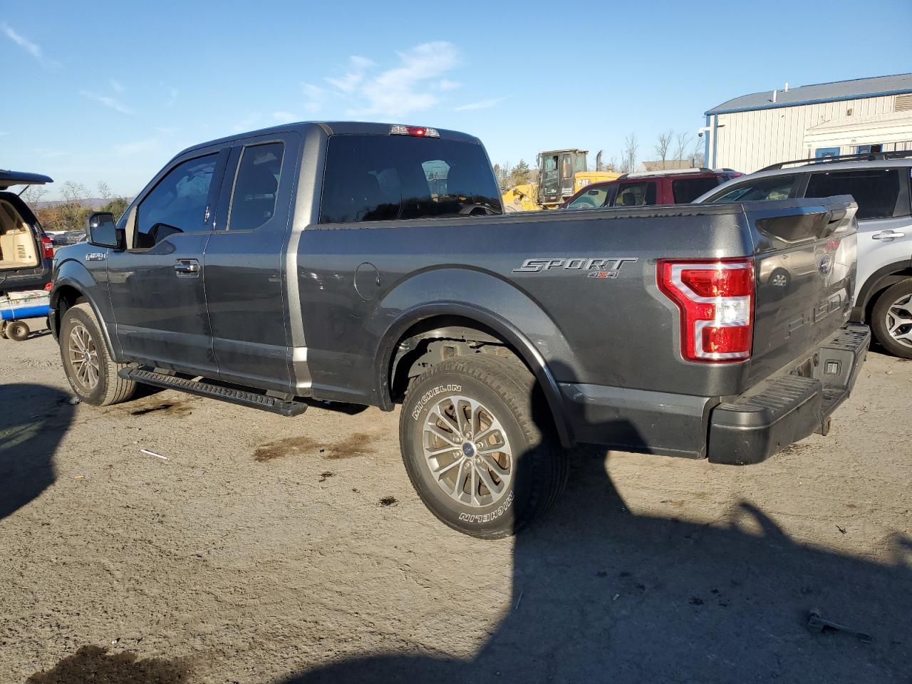 Изображение 2 2019 FORD F150 SUPER CAB 2019 с VIN 1FTEX1EP1KKC06710
