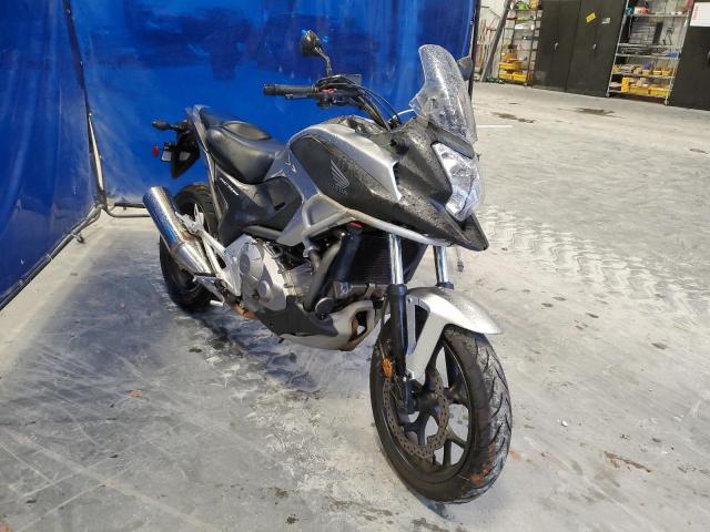 Изображение 1 2012 HONDA NC700X  2012 с VIN JH2RC6358CK000174