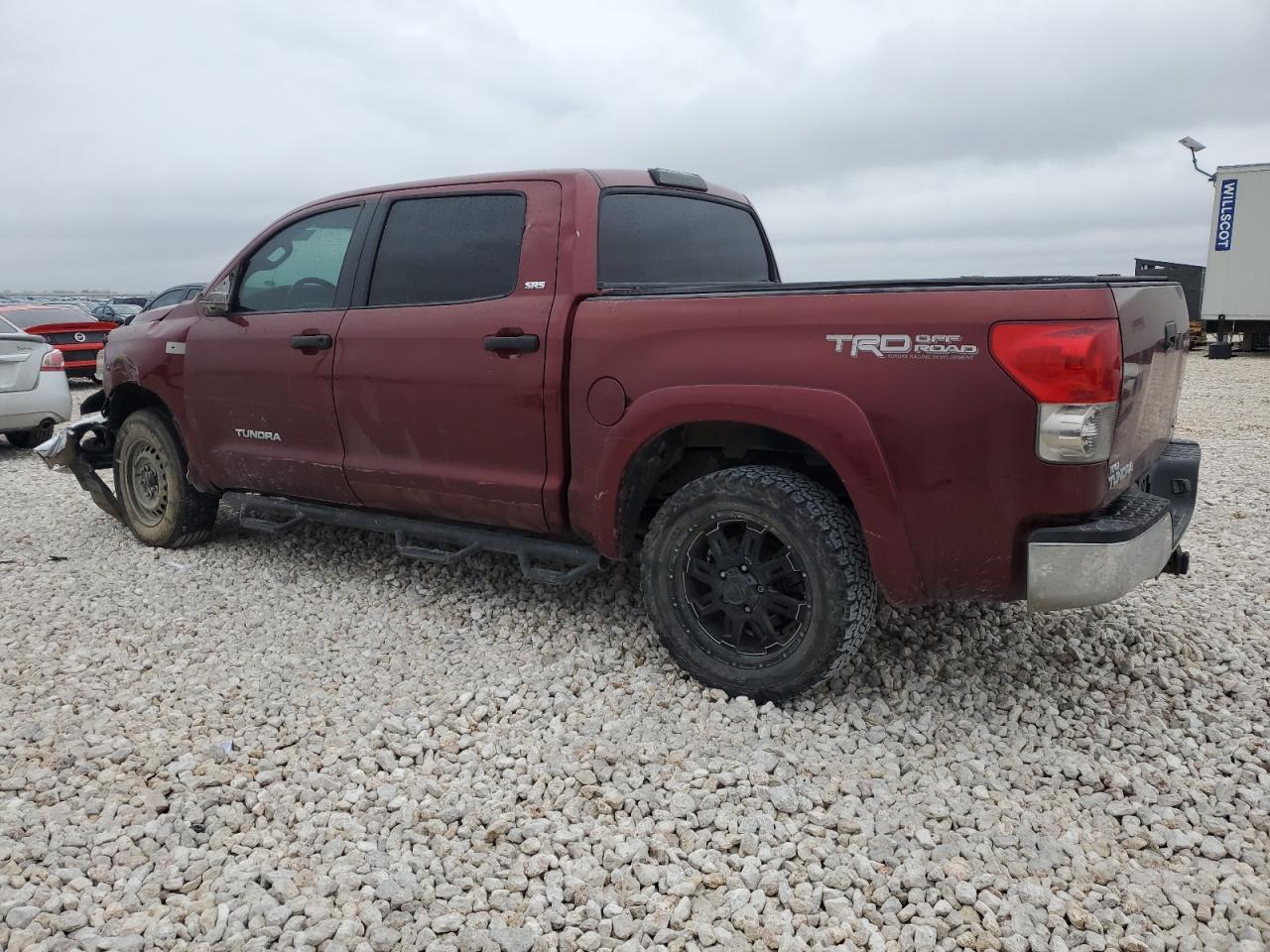 Obraz 2 z 2008 TOYOTA TUNDRA CREWMAX 2008 z VIN 5TFDV54188X062834