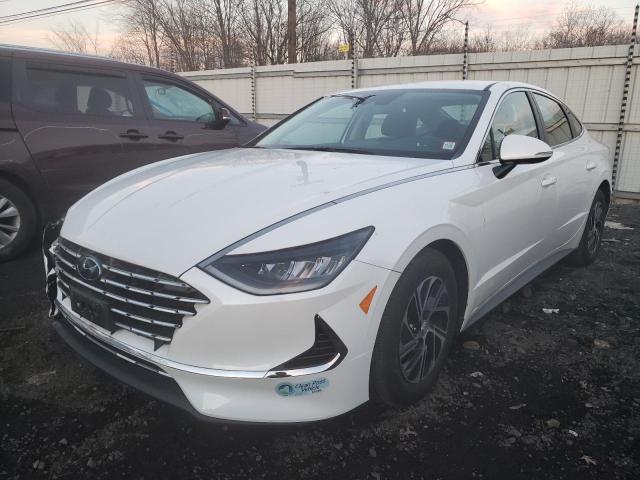 Image 1 of 2021 HYUNDAI SONATA HYBRID 2021 with VIN KMHL24JJ3MA017375
