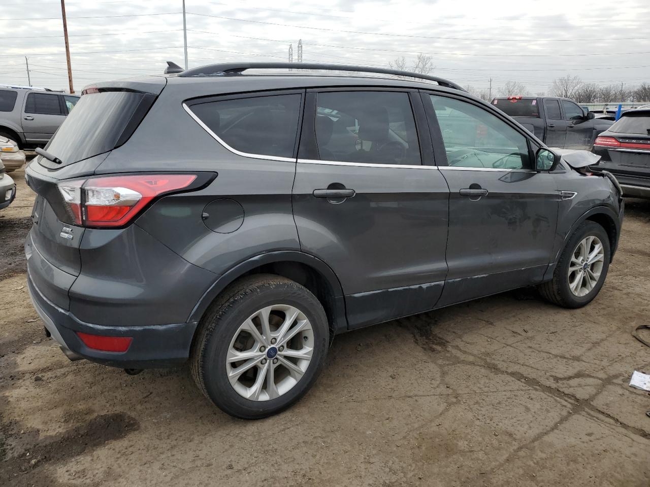 Image 3 of 2018 FORD ESCAPE SEL 2018 with VIN 1FMCU9HD6JUA63154